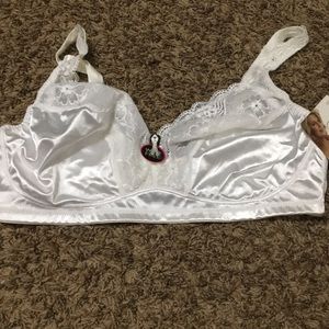 New wireless 40D bra